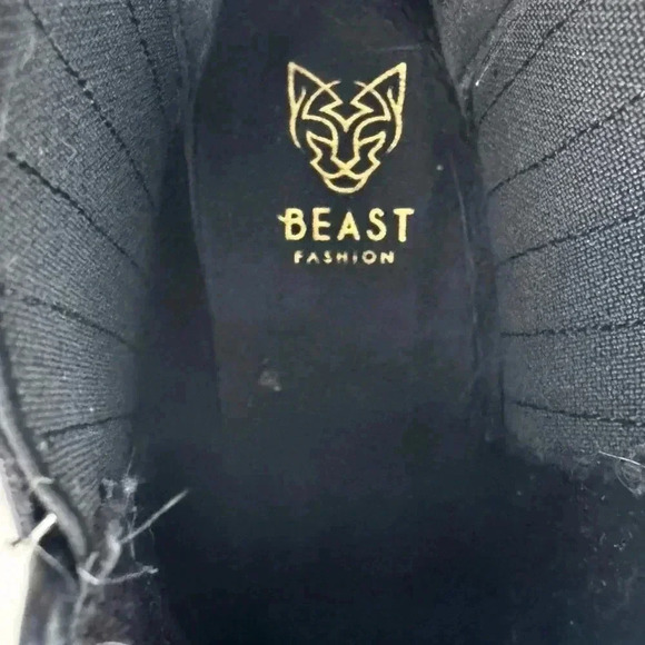 Classic Ankle Chelsea Boot Bootie Vegan Leather Black 8 1/2 Or Boys 7 - Picture 7 of 9